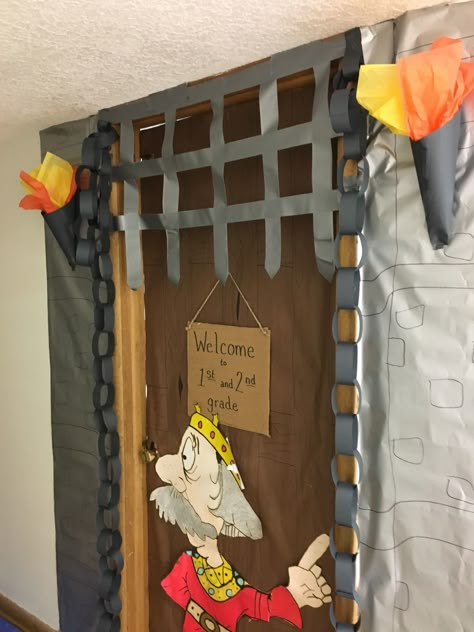 Royal Classroom Theme, Keepers Of The Kingdom Vbs Classroom Decorations, Castle Classroom Decorations, Vbs Decorations Ideas, Kingdom Decorations, Classroom Castle Theme, Castle Classroom Door, Keepers Of The Kingdom, Armor Of God Decorations