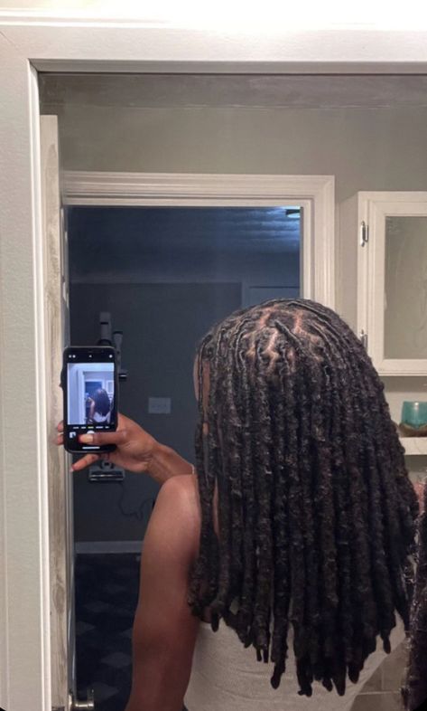 Woman With Dreadlocks, Short Braid Hairstyles, Short Braid, Loc Ideas, Natural Locs, Twisted Hair, Loc Inspiration, Short Locs Hairstyles, Short Locs