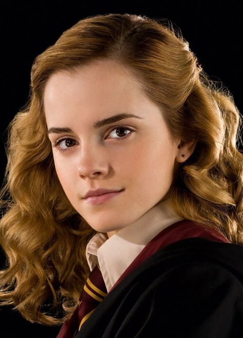 Humour Harry Potter, Harry Potter Female Characters, Harry Potter Witch, Harry Potter Wiki, Emma Watson Harry Potter, Ron Hermione, Harry Potter Hermione Granger, Images Harry Potter, Photographie Portrait Inspiration