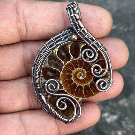 gorgeous copper wire jewelry   sunstone best gift for her  it made pure handmade work  you can also contact for custom designs Ammonite Jewelry, Copper Wire Jewelry, Gemstone Jewelry Handmade, Wire Weaving, Copper Jewelry, Wire Wrap, Jewelry Handmade, Copper Wire, Wire Jewelry