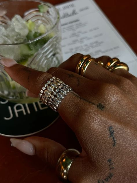 Rings Aesthetic Black Women, Luxe Jewelry, Mia 3, Dope Jewelry, Nail Jewelry, Classy Jewelry, Stacked Jewelry, Jewelry Lookbook, Girly Jewelry