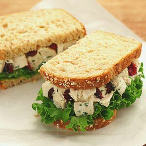 Cold Chicken Sandwich Recipes, Arbys Chicken Salad, Cranberry Almond Chicken Salad, Turkey Salad Sandwich, Easy Diets To Follow, Cold Sandwich Recipes, Cooking Turkey Breast, Low Salt Recipes, Dash Diet Recipes