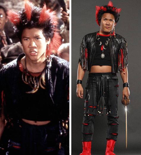 The Lost Boys of "Hook" Reunite 25 Years Later -- See Rufio Back In Costume! Peter Pan And Hook Costume, Hook Movie Costumes, Peter Pan And Captain Hook Costumes, Lost Boys Halloween Costume, Lost Boy Costume Diy, Rufio Costume, Rufio Hook, The Lost Boys Cosplay, Bob Ross Costume