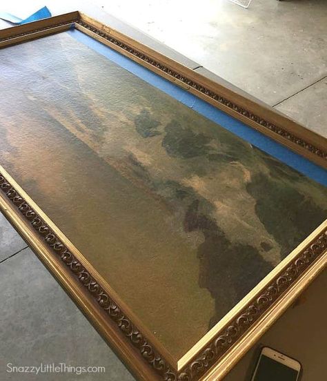 She Buys An Ugly Old Painting From A Thrift Store. Hours Later? I Want This In My House! Easy Farmhouse Decor, Thrift Store Art, Farmhouse Decor Diy, Repurposed Art, Old Picture Frames, Oversized Art, Old Frames, Diy Farmhouse Decor, Old Paintings