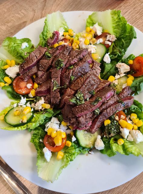 Balsamic Steak and Feta Salad - Pinch Of Nom Salad With Feta Cheese, Balsamic Steak, Feta Salad Recipe, Pinch Of Nom, Salad With Feta, Steak Salad, Feta Salad, Salad Recipe, Feta Cheese