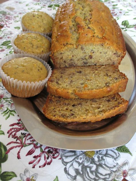 Orange Banana Muffins, Banana Orange Bread, Loaf Tin Recipes, Orange Banana Bread, Banana Almond Muffins, Lemon Cream Cheese Pie, Fruit Breads, Orange Bread Recipe, Muffins Banana