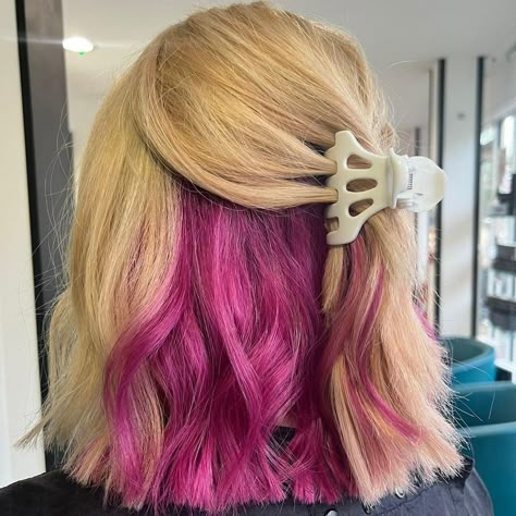 17 Bold Blonde Hair with Pink Underneath Looks – HairstyleCamp Blonde On Top Pink Underneath, Blonde Hair With Under Color, Pink Halo Hair Blonde, Under Dye Blonde, Pink Hair Streaks Underneath, Pink Underdye Hair Blonde, Hair Pink Underneath, Pink Hair Underneath Blonde, Half Pink Half Blonde Hair