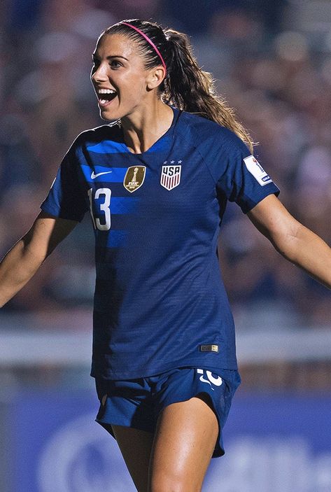 Uswnt Soccer, Female Soccer, Women Soccer, Orlando Pride, Alex Morgan Soccer, Soccer Girl Problems, Women's Soccer Team, Football Players Images, Female Soccer Players