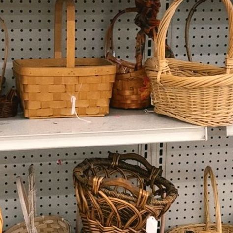 that’s sew ash on Instagram: "don’t sleep on the thrift store basket section!! I love to thrift them for gift bags instead of buying the $4-5 paper ones!! Most of the time they’re cheaper & way cuter :) #goodwill #giftideas #thrift #basket #giftideas #cottagecore #diygifts #simpleliving #thrifthaul #thrifthack #momblogger" Thrifted Gift Basket, Thrifted Christmas Gifts, Thrifted Gifts, Thrift Haul, Thrift Store, Gift Baskets, Gift Bags, Good Times, Diy Gifts