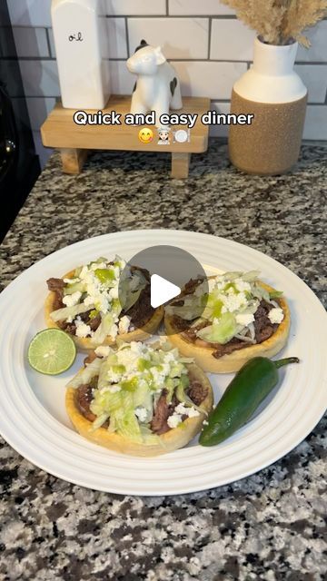 Kathy👩🏻‍🍳 on Instagram: "Sopes 😋 these are so easy to make 🍽️ #quickrecipes #cocina #mexicanfood #sahm" Sopes Mexican Recipe, Sopes Mexican, How To Make Sopes, Mexican Sopes, Sopes Recipe, Mexican Food Recipes Easy, Ground Beef Recipes, Quick Recipes, Mexican Food