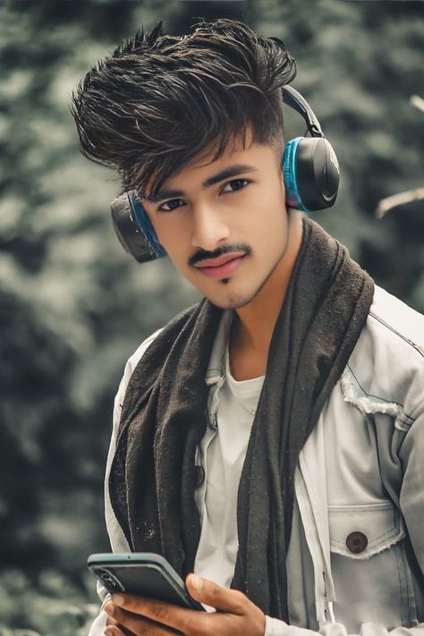 Uhi Ujjwal Headphones Pose, Reference Male, Photoshop Hair, Men Fashion Photo, Cute Love Photos, Portrait Photo Editing, Photoshop Tutorial Photo Editing, Couple Ideas, New Photo Style