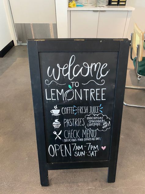 Restaurant Board Design, Cafe Chalkboard Art, Cafe Chalkboard, Coffee Chalkboard, Chalkboard Wall Art, Coffee Shop Signs, Chalk Sign, Cafe Sign, Healthy Restaurant