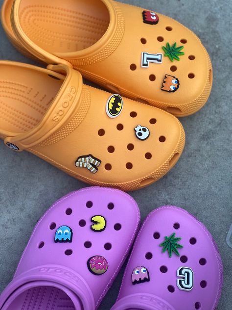 Orange Crocs, Crocs Aesthetic, Crocs Outfit, Crocs Fashion, Pink Lifestyle, All Nike Shoes, Braids With Curls, Aesthetic Cute, Aesthetic Shoes