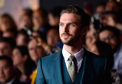 Matthew Crawley, Downton Abbey Cast, Emma Watson Belle, Disney Prince, The Beauty And The Beast, Take Chances, Dan Stevens, Night At The Museum, Disney Princes