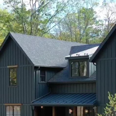 James Hardie Building Products on Instagram: "We have a WINNER! Thanks to all who voted in our March Madness poll on Instagram. You picked Iron Gray as the top #siding color this season from our Statement Collection® products. Visit the link in bio to explore Iron Gray. #JamesHardie #MarchMadness" Hardie Board Iron Gray, Iron Gray Hardie Siding, James Hardie Iron Gray, James Hardie Siding Colors, Hardie Board, James Hardie Siding, Grey Siding, House Flip, Hardie Siding