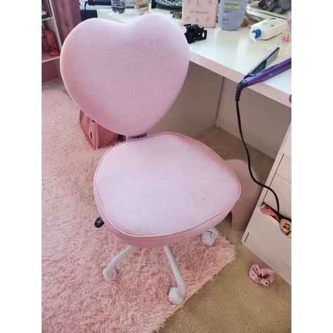 HOMCOM Heart Love Shaped Back Design Office Chair with Adjustable Height and 360 Swivel Castor Wheels, Pink - On Sale - Bed Bath & Beyond - 32946459 Pink Bed, Castor Wheels, Desk Height, Vanity Chair, Swivel Casters, Love Shape, Leisure Chair, Chair Types, Pink Bedding