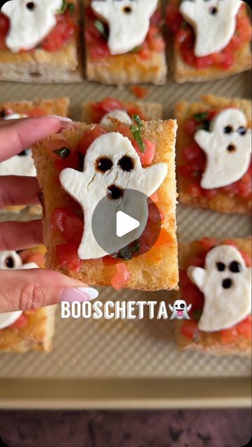 Melissa on Instagram: "BOOschetta👻  Welcome to episode 19 of @melissas_healthykitchen spooky eats series. Today it’s how to make a super easy appetizer idea for spooky season, BOOschetta👻Sure to be a crowd pleaser!  Save for later and follow along for more spooky eats!  Bruschetta ingredients: 2-3 Tbsp organic extra virgin olive oil 6 Roma tomatoes diced 3-4 garlic cloves minced 1/4 cup fresh basil + extra for topping Salt + pepper to taste 1 Tbsp organic balsamic vinegar  Optional: 1/3 cup freshly grated parmesan cheese  Additional ingredients: Bread of choice (I used organic ciabatta bread) Mozzarella cheese sliced Garlic ghee or extra virgin olive oil  Organic balsamic glaze  Instructions for bruschetta: 1. Dice your tomatoes and fresh basil, place in a bowl 2. Add olive oil, minced g Halloween Brie Cheese, Ghost Bruschetta, String Cheese Ghost, Mummy Baked Brie Halloween, Halloween Mozzarella Eye Balls, Super Easy Appetizers, Christmas Appetizers Easy, Halloween Themed Food, Bruschetta Ingredients