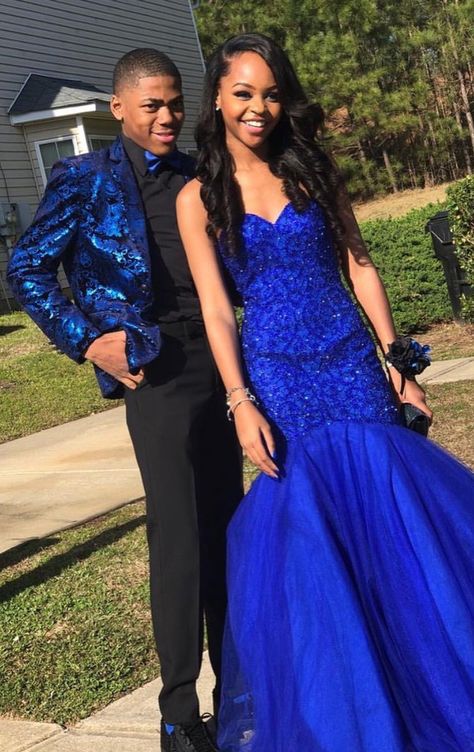 Matching Prom Outfits, Dark Blue Homecoming Dress, Homecoming Dress Black, Blue Homecoming Dress, Royal Blue Evening Dress, Blue Mermaid Prom Dress, Royal Blue Prom, Prom Couples, Blue Prom Dress