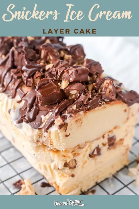 🍦🍰 Beat the summer heat with our Snickers Ice Cream Cake! 🌞😋 Layers of pound cake, ice cream, hot fudge, and Snickers bliss. Customize and indulge! 🎉✨ #SummerDesserts #IceCreamCake #SnickersDelight Snickers Ice Cream Cake, Snickers Ice Cream, Cake And Ice Cream, Snickers Chocolate, Snickers Candy, Super Easy Desserts, Ice Cream Sandwich Cake, Ice Cream Cake Recipe, Dessert Cake Recipes