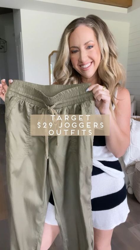 Cinched Ankle Pants Outfit, Elastic Ankle Pants Outfit, Cargo Joggers Outfits Women Work, Green Jogger Pants Outfit Women, Sage Joggers Outfit, Army Green Jogger Pants Outfit, Cargo Jogger Outfit Women, Outfits With Green Joggers, How To Style Cargo Joggers Women