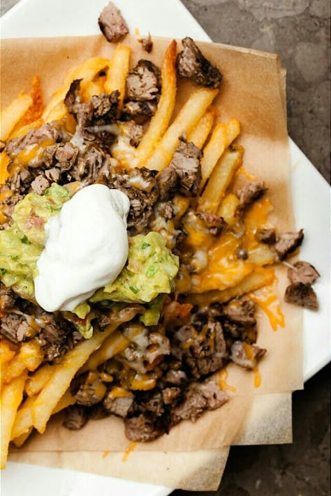 Carne Asada Fries (you haven't lived until you've tried them!) Carne Asada Fries Recipe, Carne Asada Fries, Loaded Fries, Fries Recipe, Beef Casserole, Carne Asada, Mexican Recipes, Quesadillas, Mexican Dishes