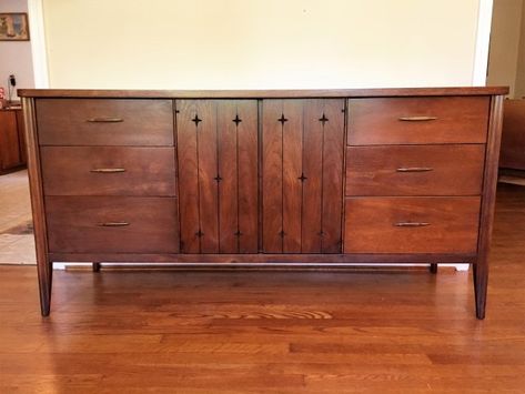 Mid Century Modern Broyhill Saga Triple Lowboy Dresser - EPOCH Four Point Star, Living Room Credenza, Divider Cabinet, Unique Dresser, Lowboy Dresser, Record Cabinet, Walnut Dresser, Mid Century Dresser, Star Motif