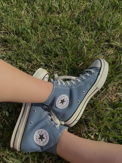 Blue Sneakers Aesthetic, Teal Converse Aesthetic, Light Blue Converse Aesthetic, Blue Converse Aesthetic, Converse Aesthetic Blue, Converse Shoes Blue, Blue Converse Custom Sneakers, Converse Azul, Converse Collection