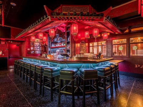 Formosa Cafe is the legendary Hollywood haunt that LA refused to leave behind Chinese Restaurant Interior, Chinese Bar, Restaurants In Los Angeles, China Restaurant, Vintage Diner, Chinese Interior, Fancy Restaurants, Rooftop Lounge, Terrazzo Flooring