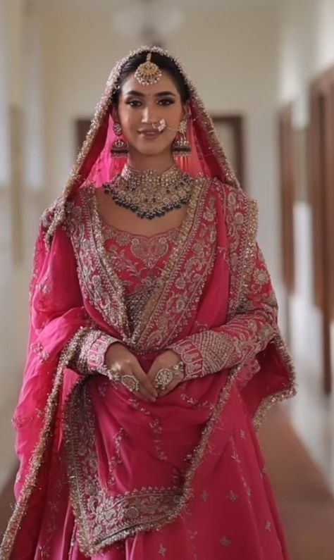 Pink Sharara Suit Bridal, Indian Bride Dupatta Draping, Sikh Wedding Dress Punjabi Bride, Royal Indian Bride Outfit, Punjabi Bride Lehenga, Muslim Brides Indian, Indian Wedding Outfit Bride, Pretty Lehengas, Sikh Wedding Dress