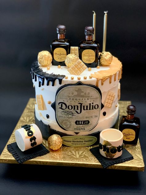 Don Julio 70 Cake Ideas, Casa Migos Cake, Tequila Centerpiece Ideas For Men, Don Julio 70 Cake, Birthday Cake Alcohol Theme, Tequila Cakes For Men, Shot Cake Ideas, Don Julio Themed Birthday Party, Patron Birthday Party Ideas