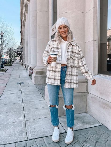 Outfits Dressy Casual, Cute Outfits Dressy, Shacket Outfit Women, Style Your Clothes, Casual Cute Outfits, Outfits Jean, Tennessee Outfits, Fashion Outfits Casual, Shacket Outfit