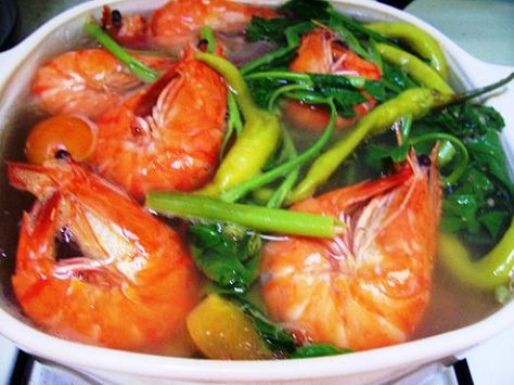 Shrimp in Sour Broth (Sinigang na Hipon) (Photo courtesy by diamonds in the soles of her shoes from Flickr) Sinigang Recipe, Shrimp Soup, Sour Soup, Filipino Dishes, White Sky, Chinese Dishes, Filipino Recipes, Food Culture, Delicious Soup