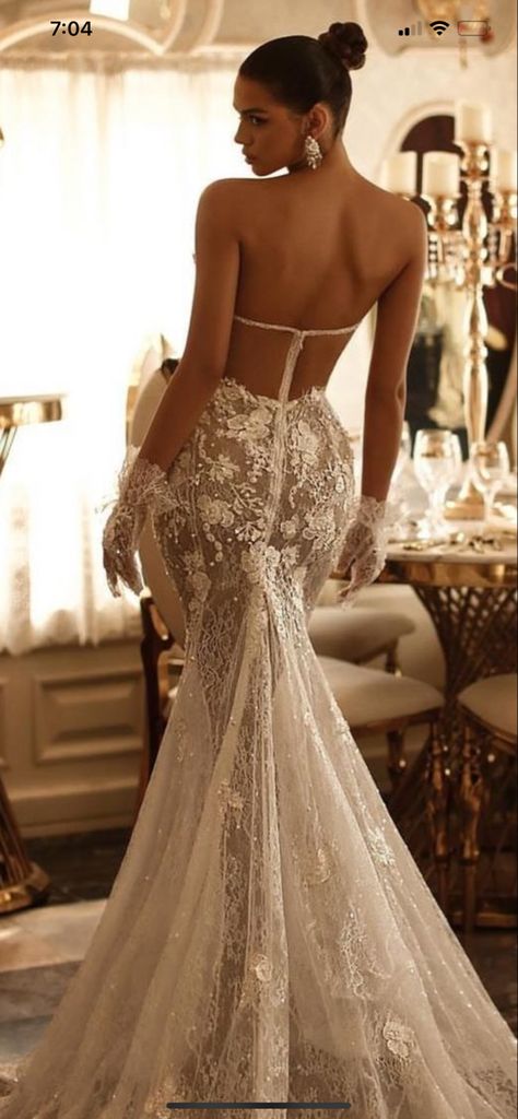 Wedding Dresses Muscular Women, Spine Tattoo Wedding Dress, Wedding Dresses Slim Fit, Boujee Wedding Dress, Glamorous Wedding Dress, Couture Wedding Dress, Wedding Dresses Amazon, Wedding Dresses Nyc, Wedding Dresses Near Me