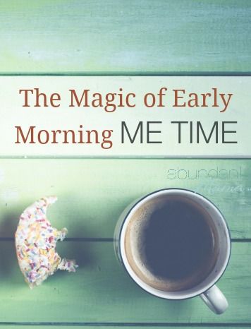 {RISE AND SHINE!} Waking up early is hard ... but it is absolutely worth it. If you are a believer in waking up early -- or not -- you will love this essay by a busy mom who found magic in the wee hours of the morning. The Magic of Early Morning Me Time via The Abundant Mama Project. Morning Girl, Morning Time, Busy Morning, Happiness Project, Early Mornings, Morning Person, Morning Ritual, How To Wake Up Early, New Energy