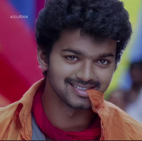 Vijay villu Vijay Movie Images, Vintage Vijay, Vintage Thalapathy, Pretty Indians, Tamil Actors, Desi Things, Vijay Thalapathy, Vijay Actor, Thalapathy Vijay