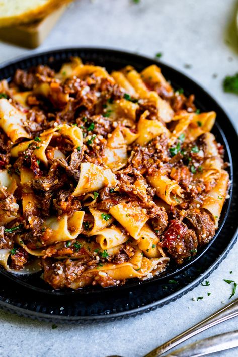 Braised Short Rib Ragu, Short Rib Ragu, Bolognese Sauce Recipe, Ragu Sauce, Oh Sweet Basil, Beef Ragu, Ragu Recipe, Bolognese Recipe, Short Rib