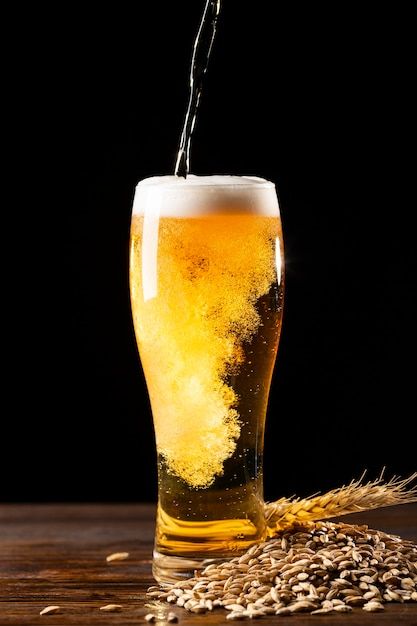 Beer Machine, Heavy Drinking, Beer Photography, Beer Photos, Dark Beer, American Beer, Surprising Facts, Not Bad, Cold Beer