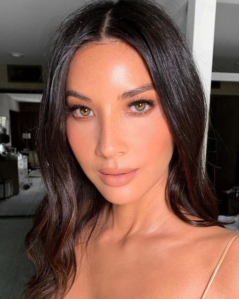 Spring Makeup Looks, Fresh Face Makeup, Makeup Tip, Patrick Ta, Glow Skin, Olivia Munn, Bridal Makeup Looks, Glowing Makeup, Spring Makeup