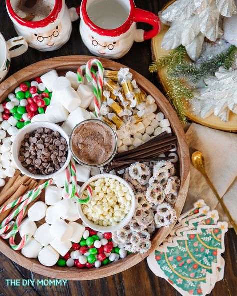 Create a Festive Hot Chocolate Station on a Tray for Your Christmas Party | The DIY Mommy Party Tray Ideas, Diy Party Trays, Pecan Baked Brie, Hot Chocolate Station, Chocolate Station, Classic Hot Chocolate, Homemade Flatbread, Diy Mommy, Diy Hot Chocolate