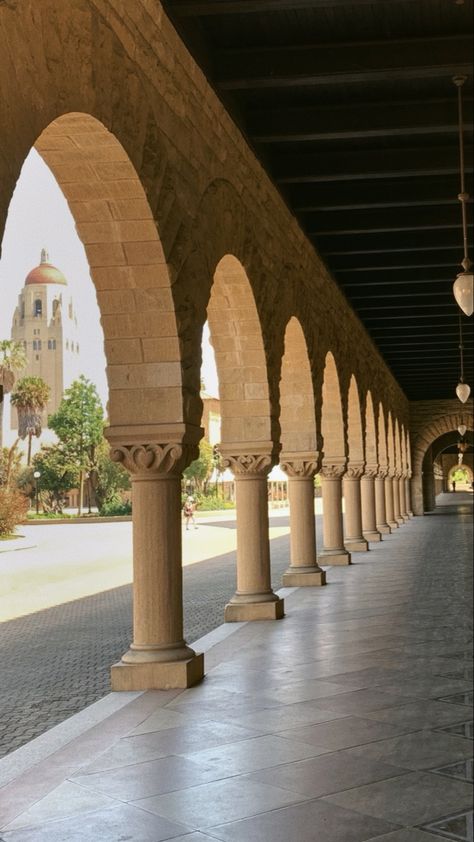 Stanford Campus Aesthetic, Campus Astethic, California High School Aesthetic, College Campus Photography, Stanford University Aesthetic Campus, Stanford Law School Aesthetic, Stanford University Wallpaper, Impossible Staircase, University Aesthetic Campus