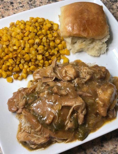 Smothered Chicken Crockpot Recipes, Crockpot Smothered Chicken Thighs, Crockpot Smothered Chicken Leg Recipes, Smothered Chicken In Crockpot, Smothered Drumsticks, Smothered Chicken Crockpot, Crockpot Smothered Chicken, Italian Beef Crockpot, Chicken In The Crockpot