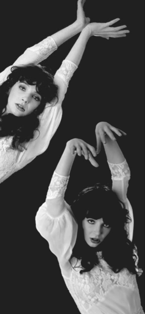 Kate Bush Style, Kate Bush Outfits, Kate Bush Wallpaper Iphone, Kate Bush Wallpaper, Kate Bush Aesthetic, Kate Bush Poster, Kate Bush, Hounds Of Love Kate Bush, Kate Bush Babooshka