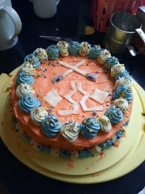 Ahsoka Tano cake. Star Wars theme. Matchacake, buttercream & fondant. Ahsoka Tano Cake, Ahsoka Cake, I Am No Jedi, Buttercream Fondant, Star Wars Cake, My Bday, Ahsoka Tano, Cool Cakes, Food Themes