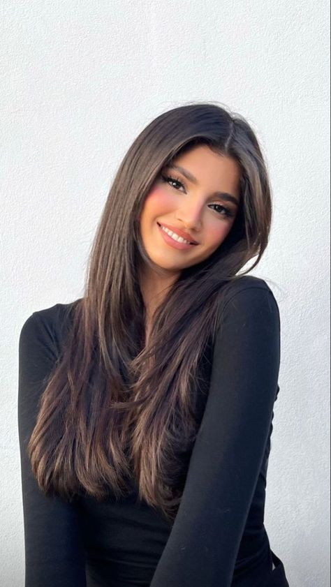 #DailyGlam #ShortToLong #DreamHair #HairExtensionMagic
#GorgeousLocks #InstantVolume #HairTransformation
#LongHairDontCare #HairExtensionGoals #NewHairNewMe #LuxuriousLocks #DreamHairAchieved #BeautyBoost
#HairEnhancement Asian Old Money, Old Money Hair, Hairstyle For Work, Money Hair, Old Money Hairstyles, V Cut Hair, Hairstyles Female, Hair Color Guide, My New Haircut