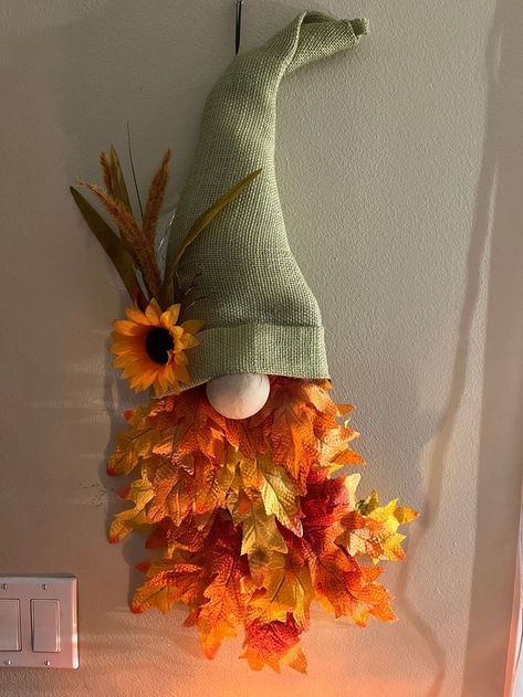 Decorate for autumn on a budget with these cheap and easy DIY fall decor ideas. From DIY fall centerpieces to DIY fall wreaths, there are plenty of fall crafts to choose from. Whether you are looking for fall decor for the porch or indoor fall decor, there's fall decorations for the entire home. Fall Decor Cheap, Diy Fall Centerpieces, Ceiling Fan Crafts, Diy Fall Wreaths, Dollar Store Fall Decor, Easy Diy Fall Decor, Diy Fall Decor Ideas, Indoor Fall Decor, Crazy Crafts