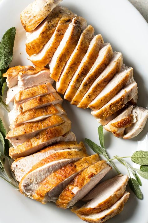 Easy Roasted Turkey, Thanksgiving Turkey Breast, Turkey Rub Recipes, Turkey Tenderloin Recipes, Hot Turkey Sandwiches, Turkey Rub, Turkey Seasoning, Turkey Tenderloin, Spiced Butter