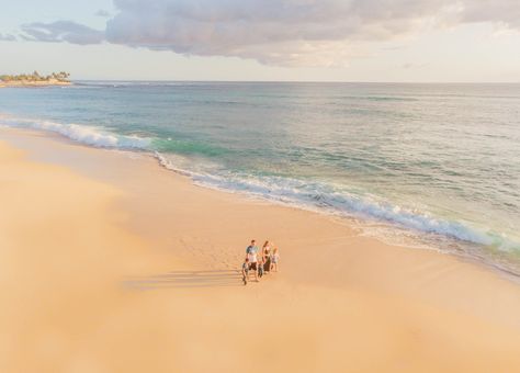 Family Drone Photography, Drone Family Photos, Hawaii Photographer, Disney Aulani, Drone Photos, Oahu Hawaii, Drone Photography, Beach Photoshoot, Family Photoshoot