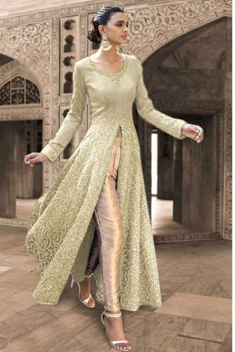 open shirt dress for girls 2017 Indian Dresses For Girls, Beige Embroidery, Trendy Party Outfits, Party Wear Salwar Kameez, Trendy Party Dresses, Party Wear Salwar, Wedding Pakistani, Luxury Pret, Indian Salwar Kameez