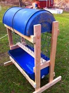 Michelle's Little Piece Of Heaven: 30 dollar DIY Animal Feeder Diy Hay Feeder, Sheep Feeders, Goat Hay Feeder, Goat Feeder, Goat Playground, Horse Feeder, Goat Pen, Goat Shelter, Goat House