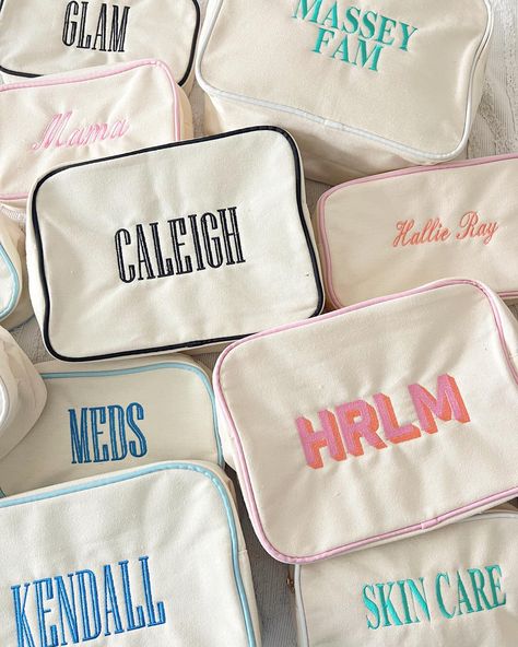 IT’S HEREEE!!! Embroidery is now available for canvas makeup bag collection and terry cloth totes! 🤩🤍🙌🏻 customize with your initials, name + more! SHOP NOW, these are going to go quick!🛍️ #kenzkustomz #embroidery #makeupbags Makeup Bags Cute, Modern Makeup, Neoprene Bag, Make Up Bags, Canvas Makeup Bag, Tote Outfit, Shoes For Leggings, Trendy Makeup, Bag Makeup